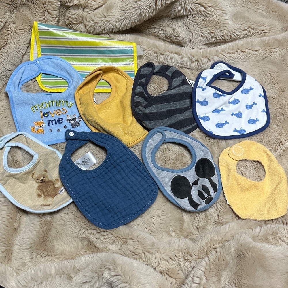 41 Baby bibs - Picture 6 of 8